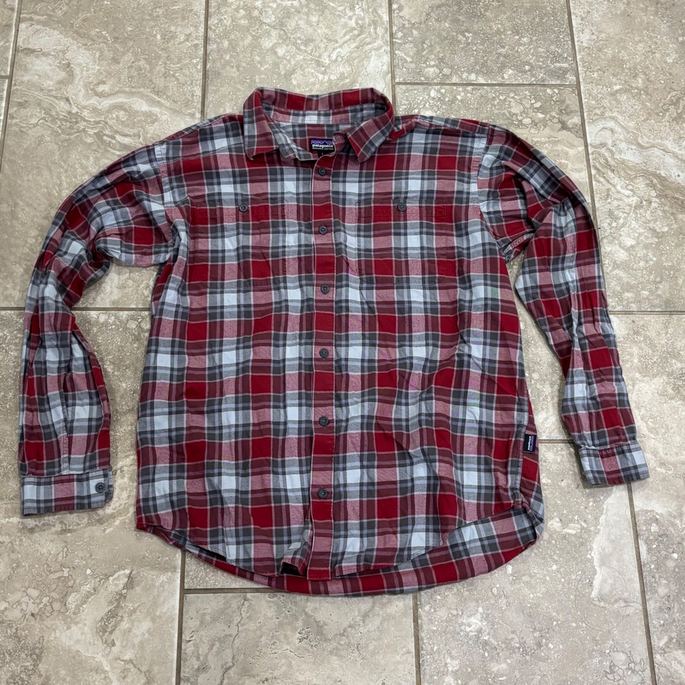 Patagonia Mens Organic Cotton Plaid Button Down Shirt Red Gray 53837 L